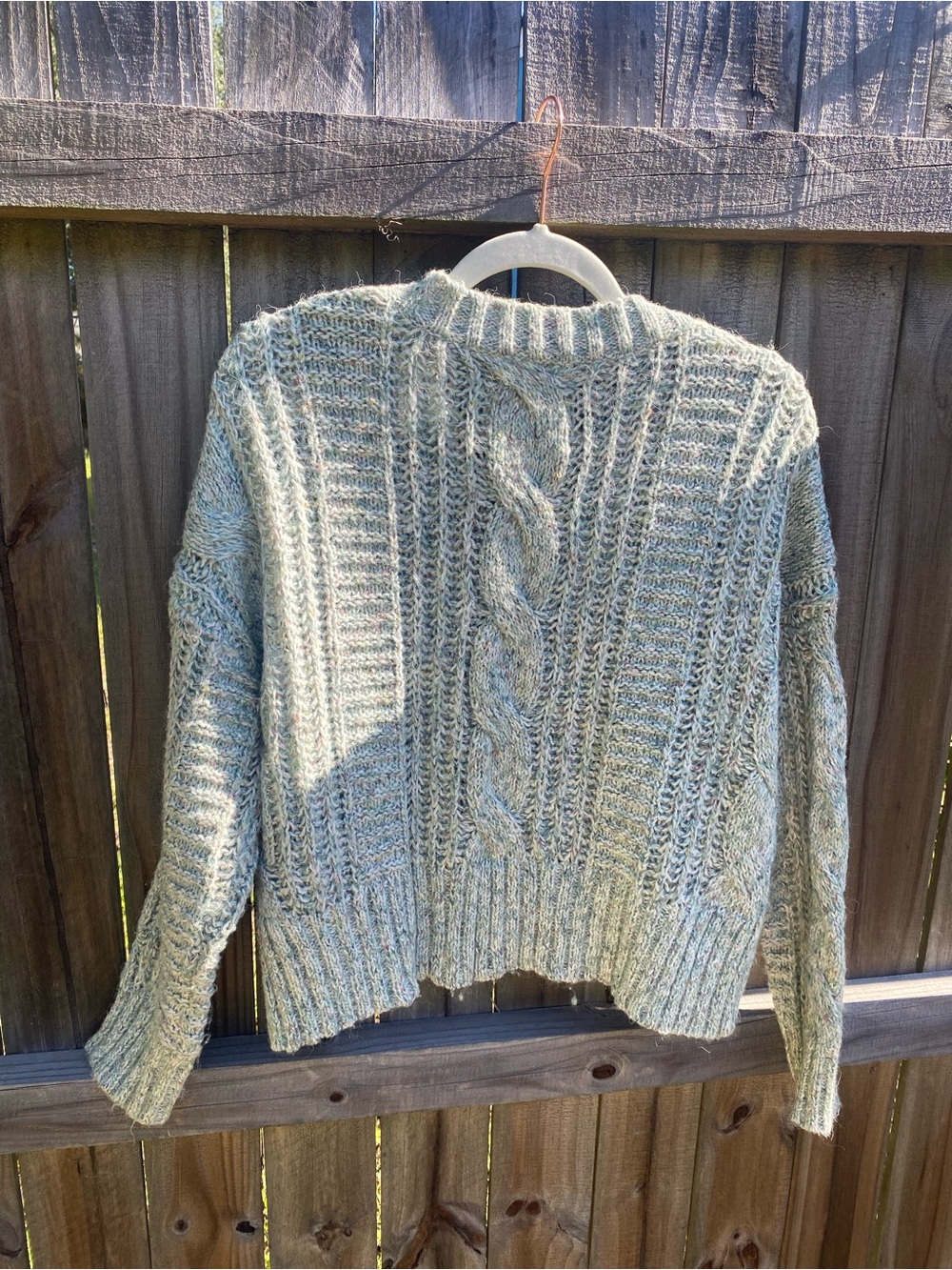 Cozy Cable Knit Women's Sweater - Light Sage